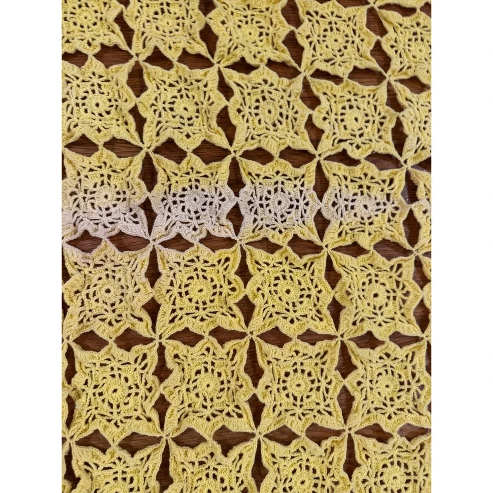 Vintage Yellow Crochet Starburst Medallion Throw Blanket Lace Tablecloth 68x50